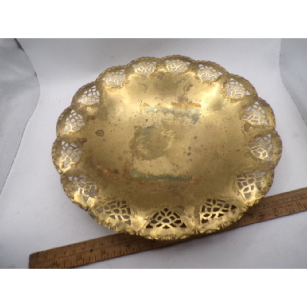 Vintage Brass Decorative Bowl Pierced Reticulated Lace Rim 3 Ball Feet Gold 8.5"